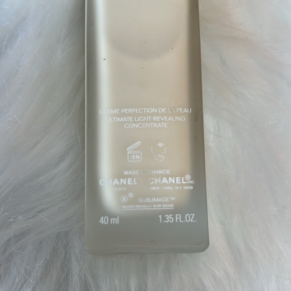 Chanel Sublimage L’Essence Lumiere - Picture 3 of 3